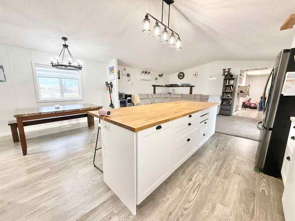 MLS® A2268083 - 11 Roseglen Drive  in NONE Rosemary, Residential