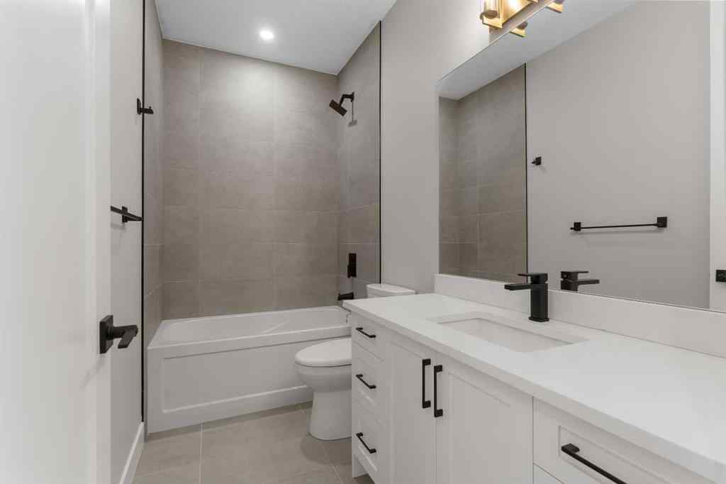 MLS® A2268090 - 1135 41 Street SW in Rosscarrock Calgary, Residential