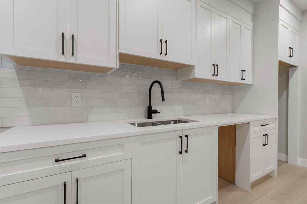 MLS® A2268090 - 1135 41 Street SW in Rosscarrock Calgary, Residential