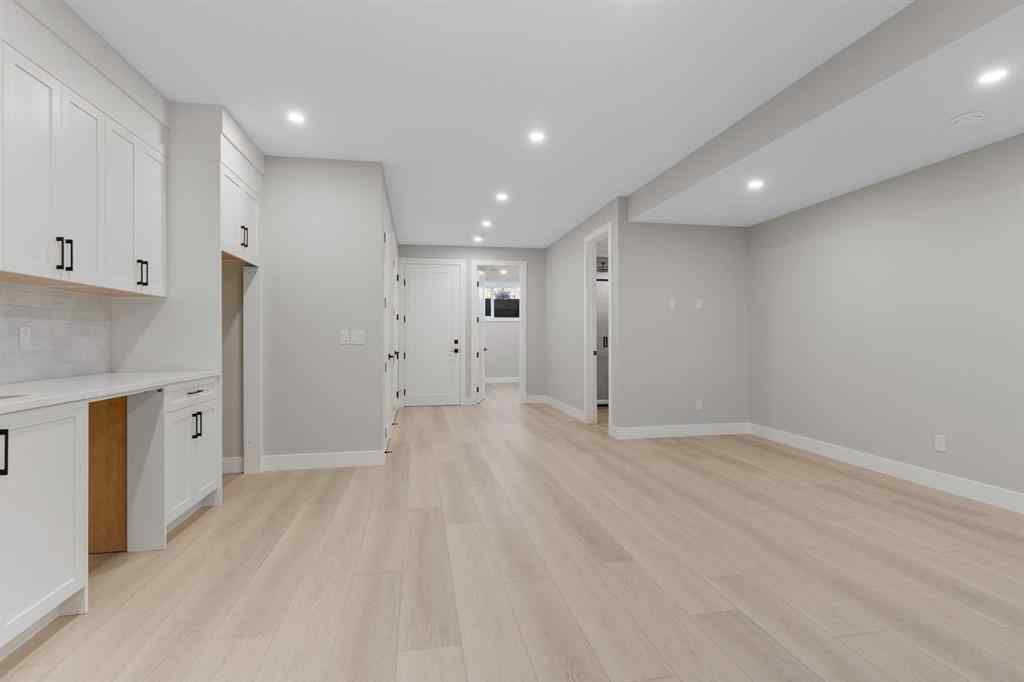 MLS® A2268090 - 1135 41 Street SW in Rosscarrock Calgary, Residential