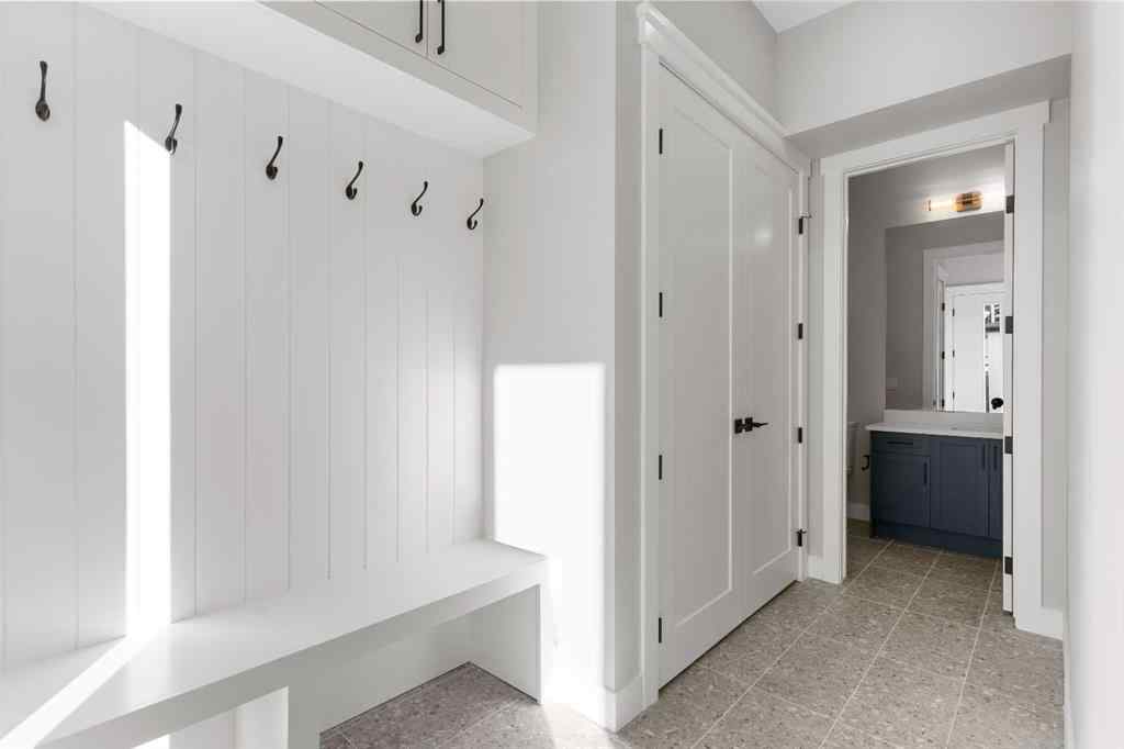 MLS® A2268090 - 1135 41 Street SW in Rosscarrock Calgary, Residential