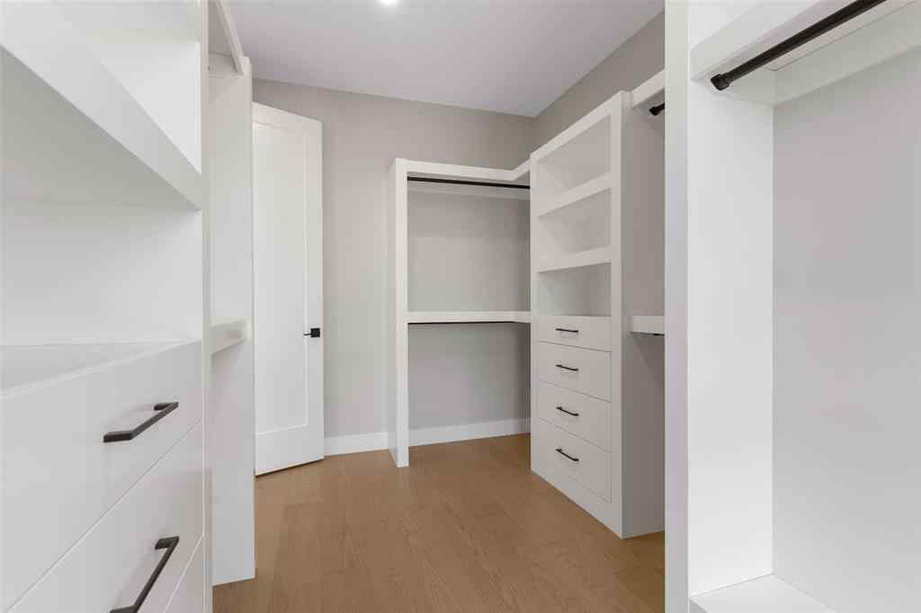 MLS® A2268090 - 1135 41 Street SW in Rosscarrock Calgary, Residential