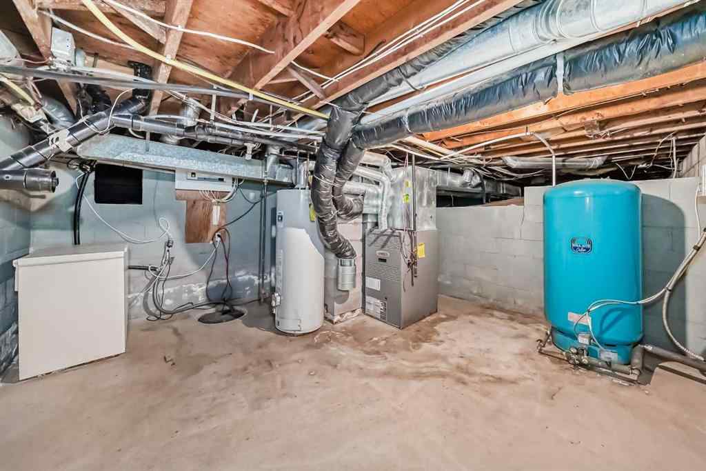 MLS® A2268092 - 17 College Park Place  in College Park Red Deer, Residential