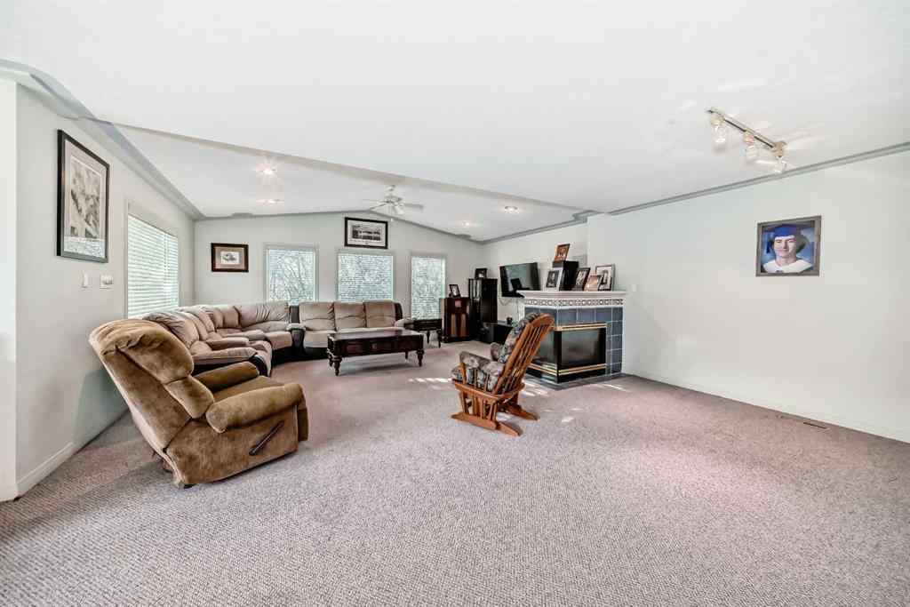 MLS® A2268092 - 17 College Park Place  in College Park Red Deer, Residential