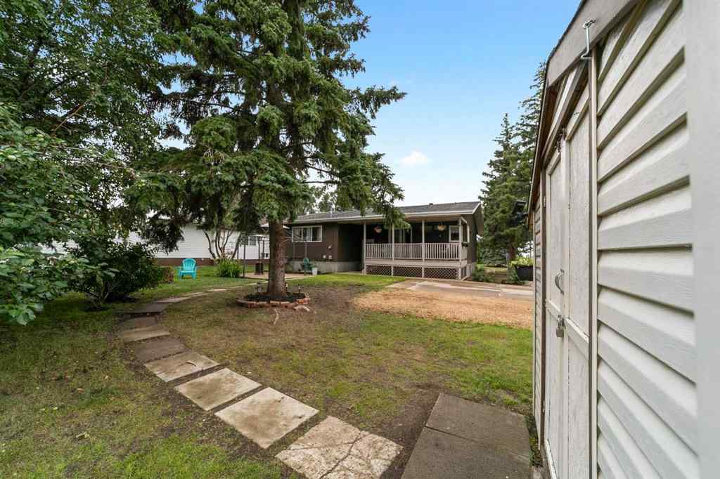 MLS® A2268093 - 5617 47 Avenue W in Forestburg Forestburg, Residential