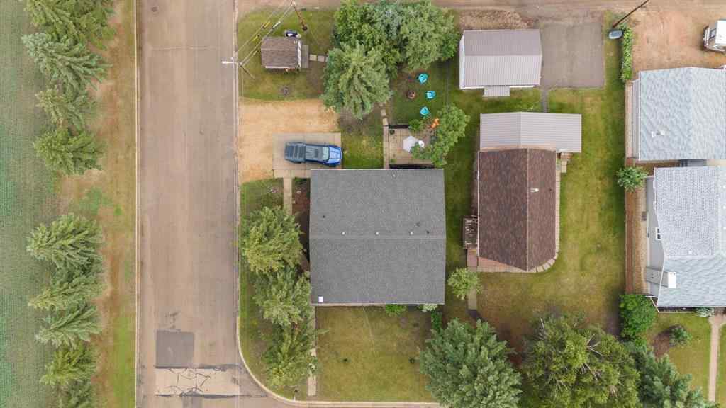 MLS® A2268093 - 5617 47 Avenue W in Forestburg Forestburg, Residential