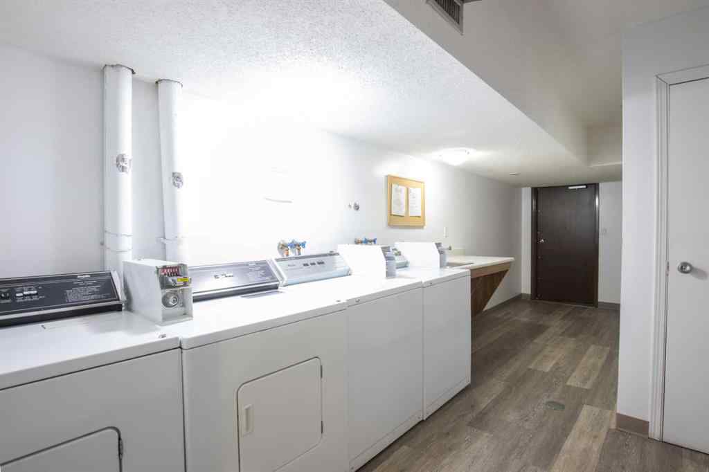 MLS® A2268099 - 5904 51 Avenue  in Riverside Meadows Red Deer, Commercial