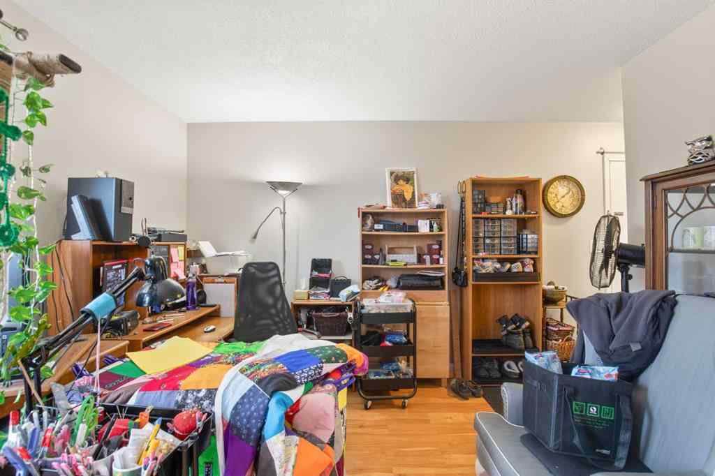 MLS® A2268099 - 5904 51 Avenue  in Riverside Meadows Red Deer, Commercial