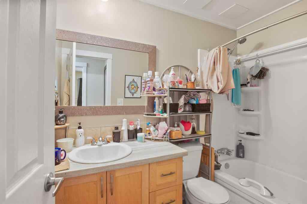 MLS® A2268099 - 5904 51 Avenue  in Riverside Meadows Red Deer, Commercial