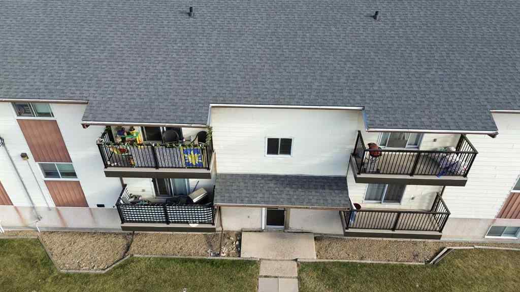 MLS® A2268103 - Unit #101-304 5904 51 Avenue  in Riverside Meadows Red Deer, Multi-Family