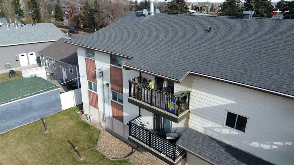 MLS® A2268103 - Unit #101-304 5904 51 Avenue  in Riverside Meadows Red Deer, Multi-Family