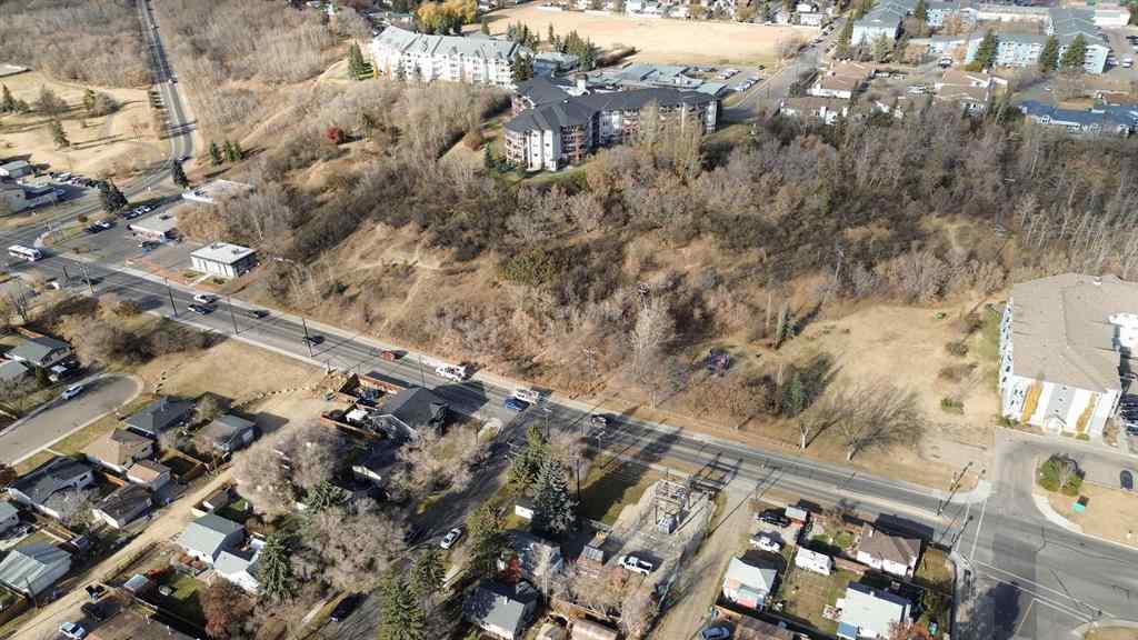 MLS® A2268103 - Unit #101-304 5904 51 Avenue  in Riverside Meadows Red Deer, Multi-Family