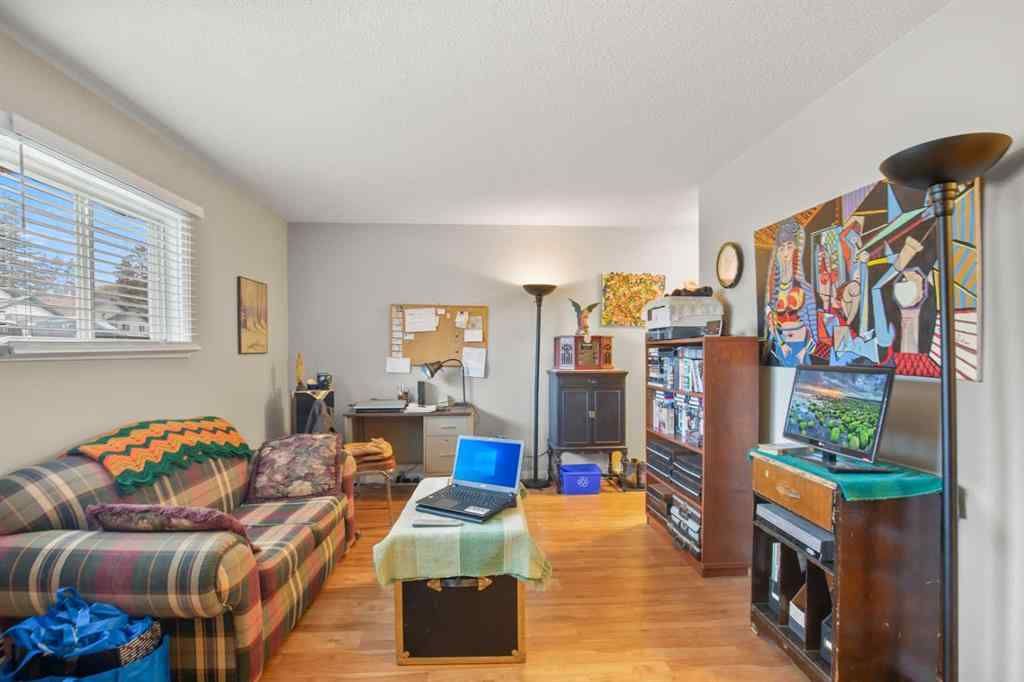 MLS® A2268103 - Unit #101-304 5904 51 Avenue  in Riverside Meadows Red Deer, Multi-Family