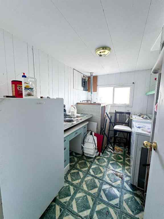 MLS® A2268107 - Unit #14 5800 46 Street   in NONE Olds, Mobile