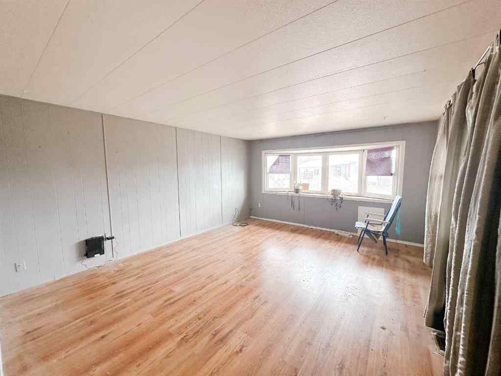 MLS® A2268107 - Unit #14 5800 46 Street   in NONE Olds, Mobile