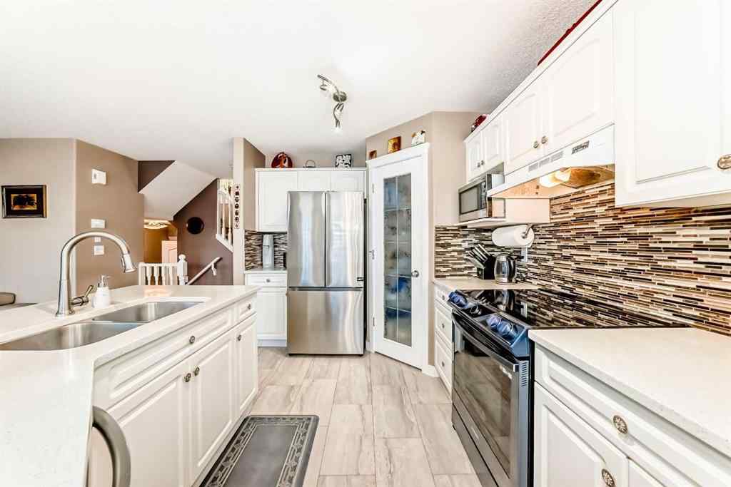 MLS® A2268108 - 54 New Brighton Manor SE in New Brighton Calgary, Residential