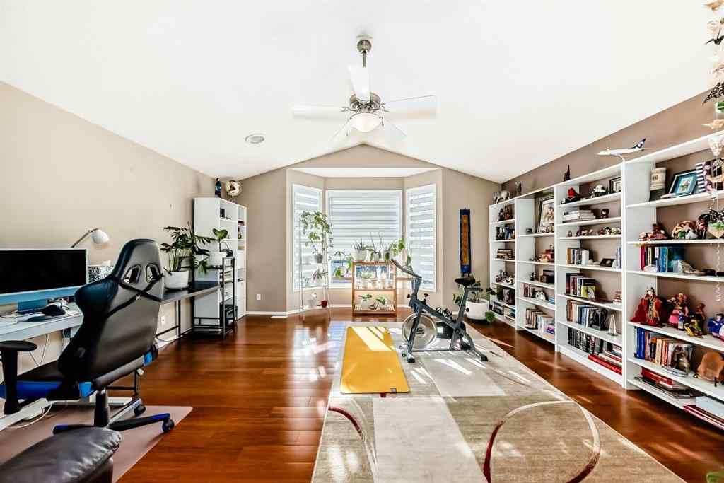 MLS® A2268108 - 54 New Brighton Manor SE in New Brighton Calgary, Residential