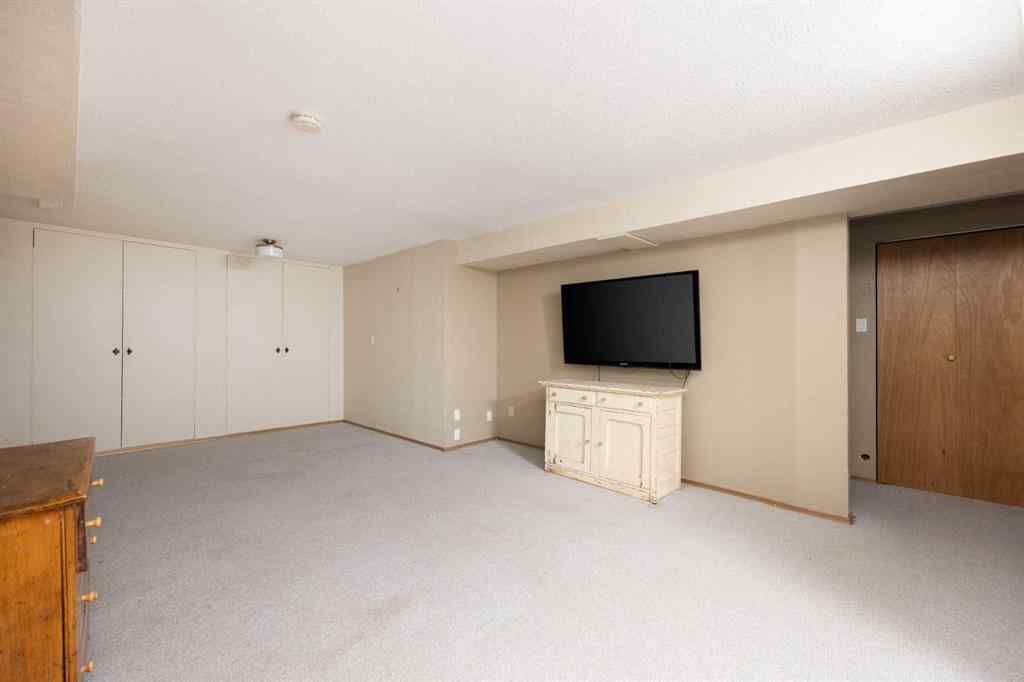 MLS® A2268111 - 106 Hilltop Crescent  in Thickwood Fort McMurray, Residential