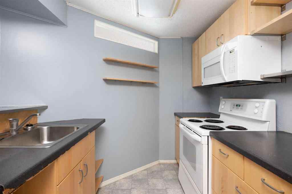 MLS® A2268111 - 106 Hilltop Crescent  in Thickwood Fort McMurray, Residential