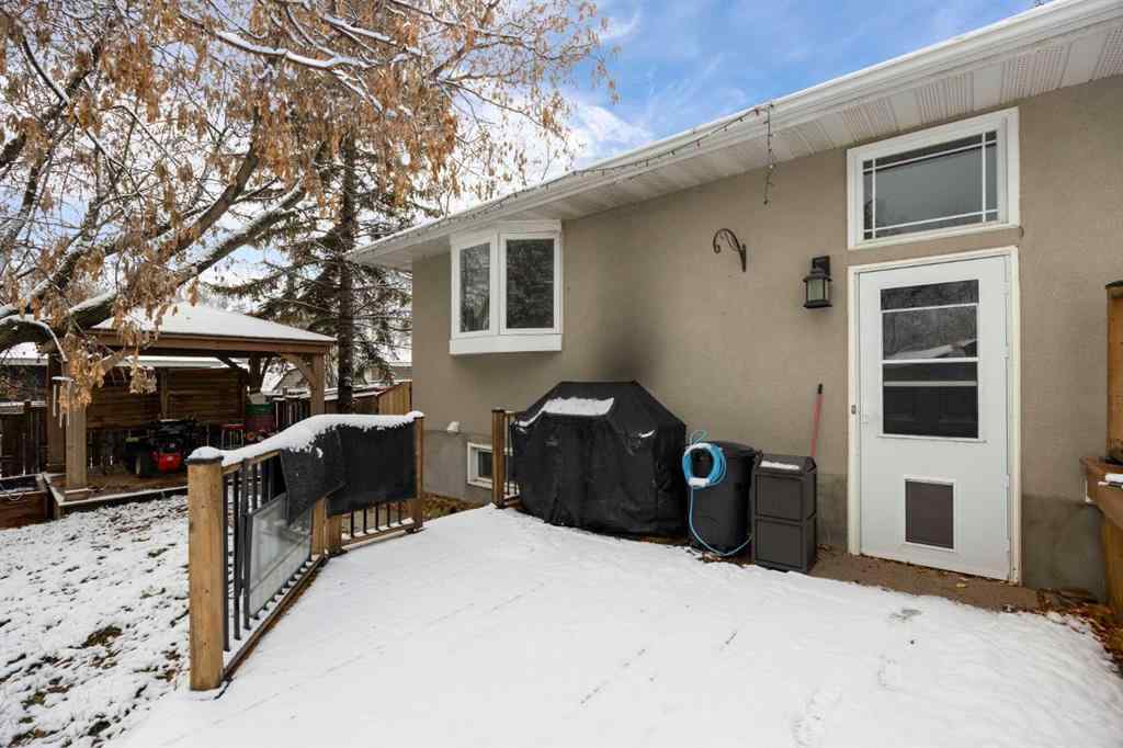 MLS® A2268111 - 106 Hilltop Crescent  in Thickwood Fort McMurray, Residential