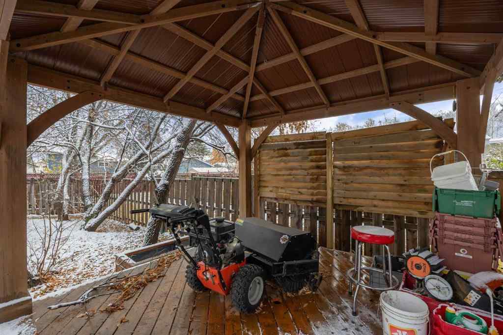 MLS® A2268111 - 106 Hilltop Crescent  in Thickwood Fort McMurray, Residential