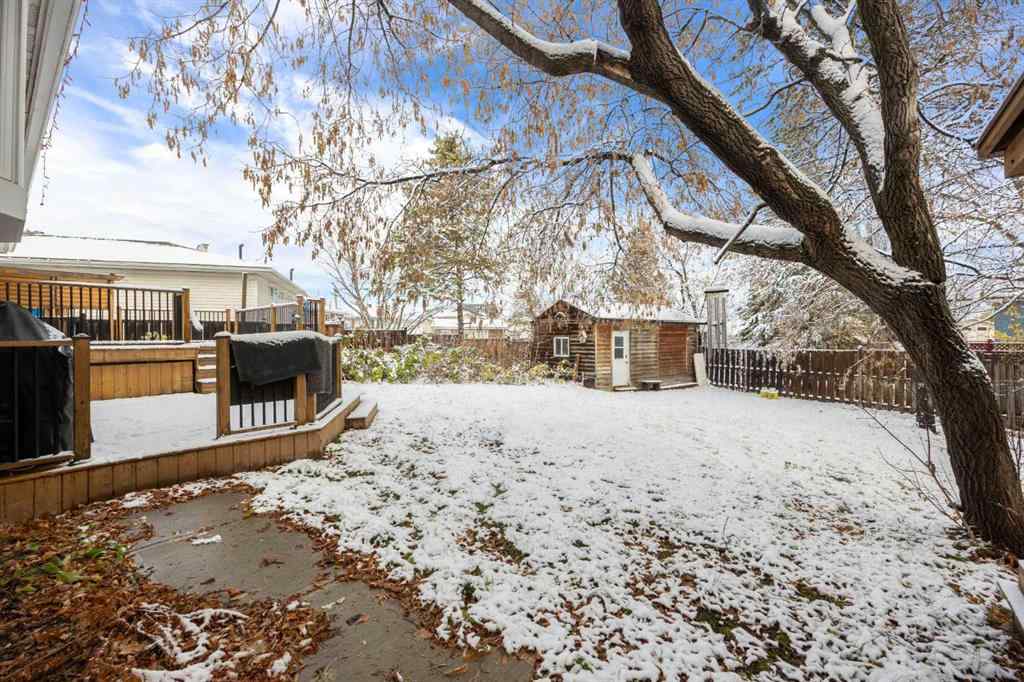 MLS® A2268111 - 106 Hilltop Crescent  in Thickwood Fort McMurray, Residential