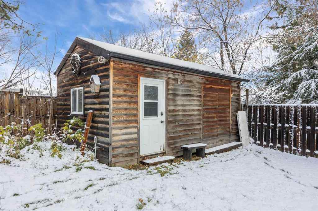 MLS® A2268111 - 106 Hilltop Crescent  in Thickwood Fort McMurray, Residential