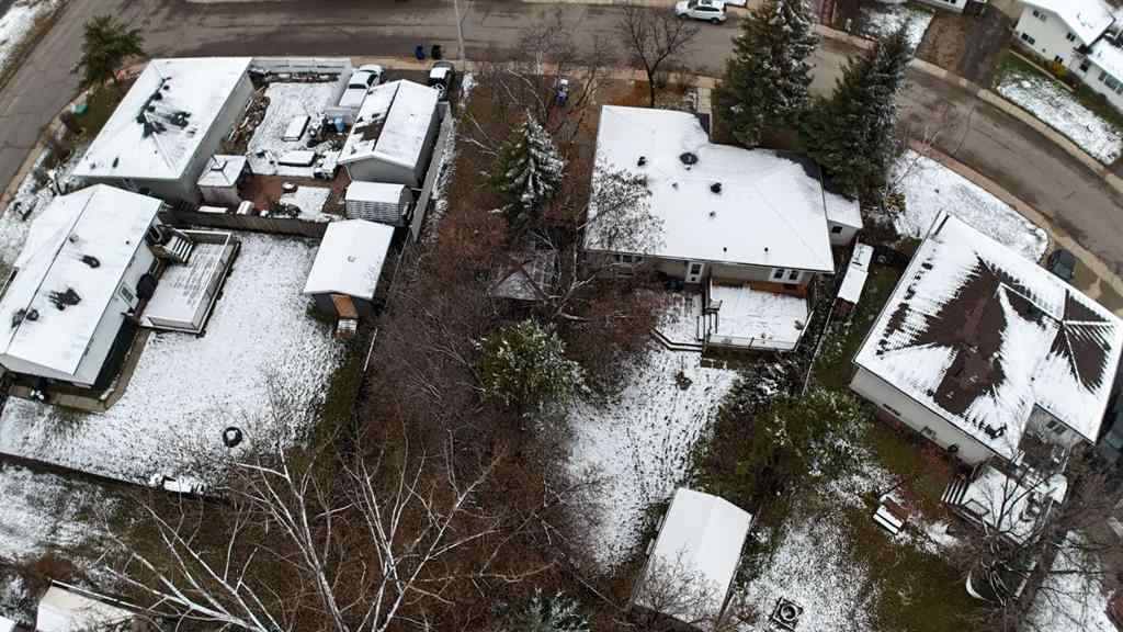 MLS® A2268111 - 106 Hilltop Crescent  in Thickwood Fort McMurray, Residential