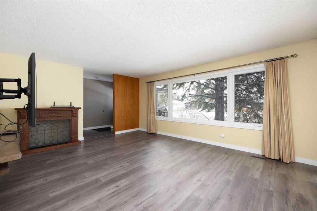 MLS® A2268111 - 106 Hilltop Crescent  in Thickwood Fort McMurray, Residential