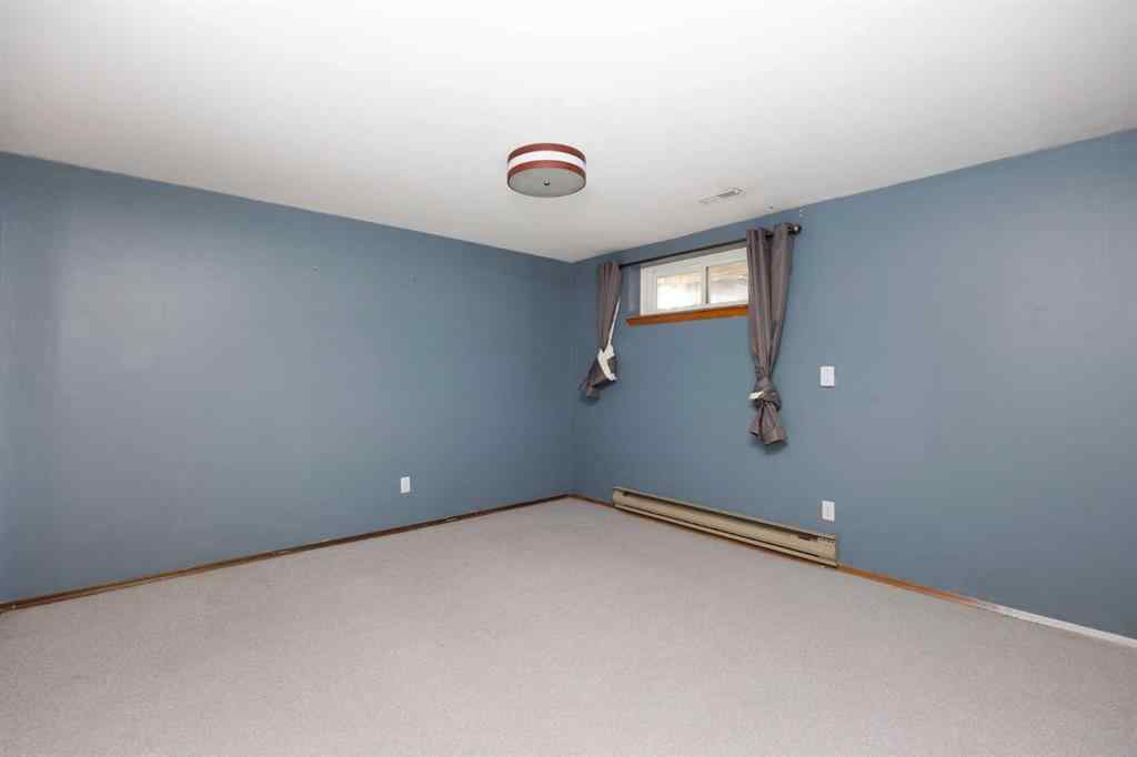 MLS® A2268111 - 106 Hilltop Crescent  in Thickwood Fort McMurray, Residential