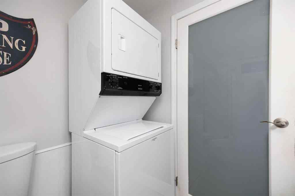 MLS® A2268111 - 106 Hilltop Crescent  in Thickwood Fort McMurray, Residential