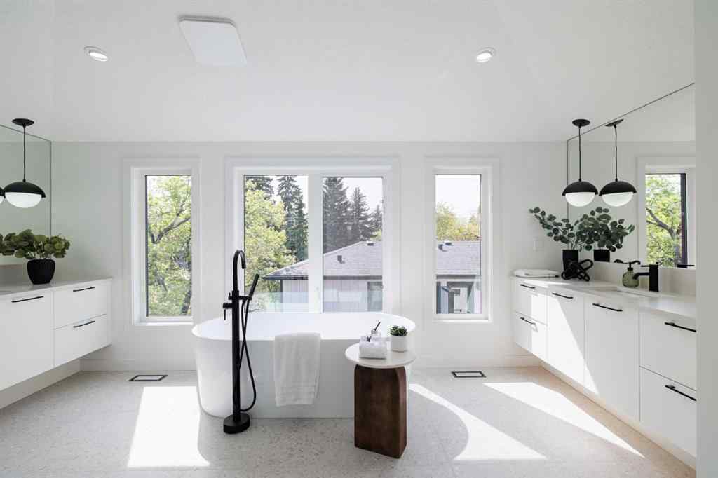 MLS® A2268119 - 2611 25 Street SW in Richmond Calgary, Residential