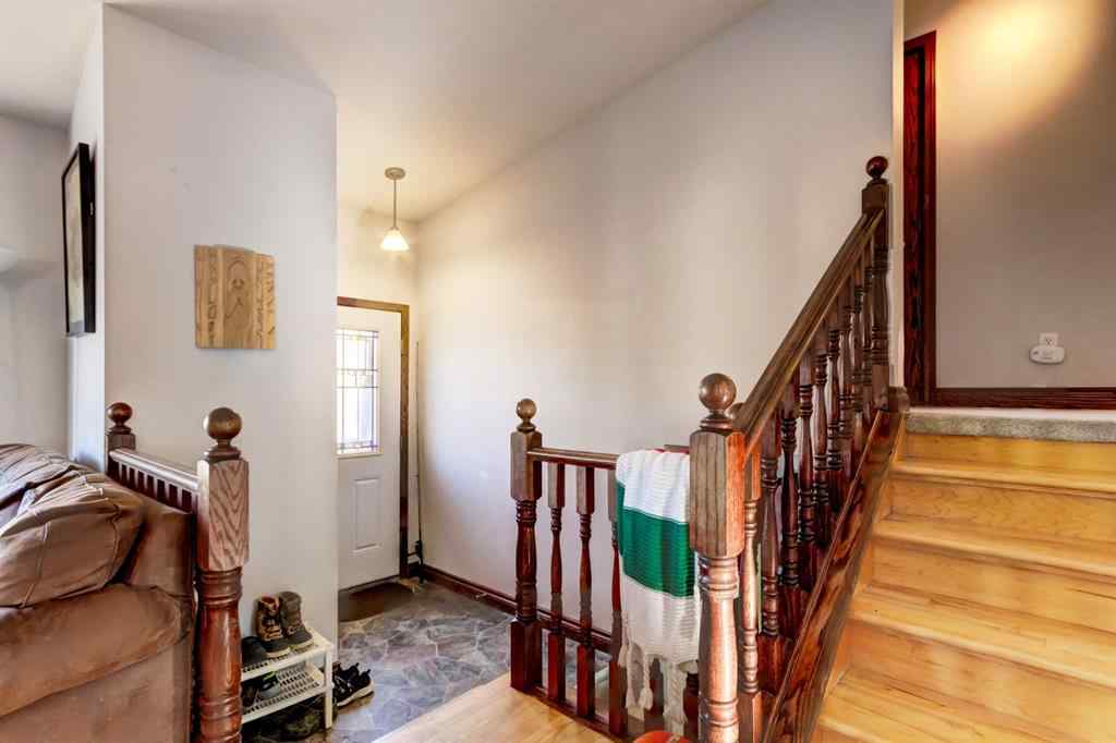 MLS® A2268124 - 303 Pioneer Road  in Cougar Creek Canmore, Residential