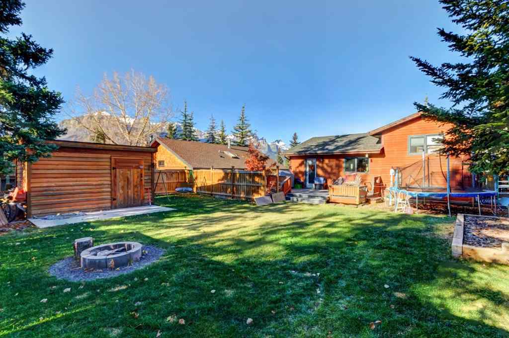 MLS® A2268124 - 303 Pioneer Road  in Cougar Creek Canmore, Residential