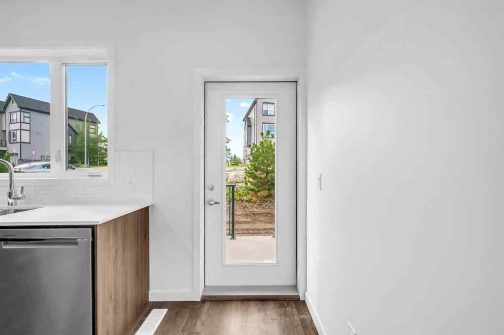 MLS&reg; # A2268127 - Unit #101 25 Evanscrest Mews NW in Evanston Calgary, Residential Open Houses