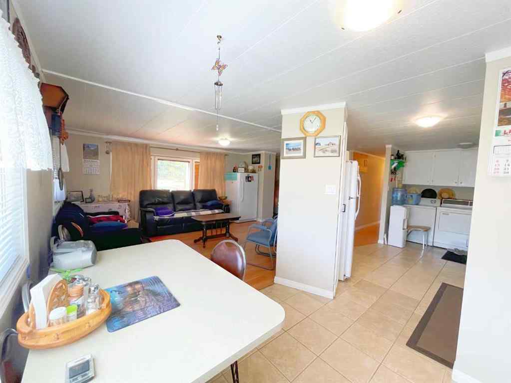 MLS® A2268129 - 331 Armstrong Street  in NONE Carmangay, Residential