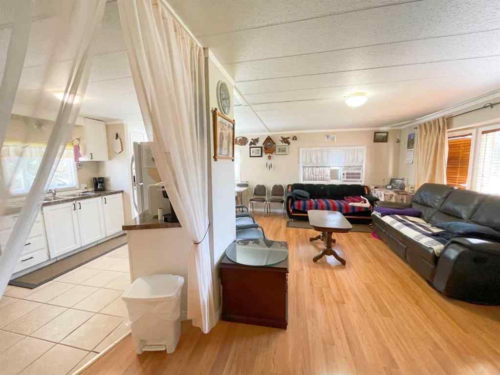 MLS® A2268129 - 331 Armstrong Street  in NONE Carmangay, Residential