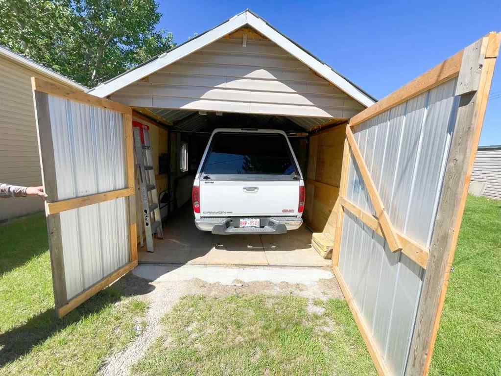 MLS® A2268129 - 331 Armstrong Street  in NONE Carmangay, Residential