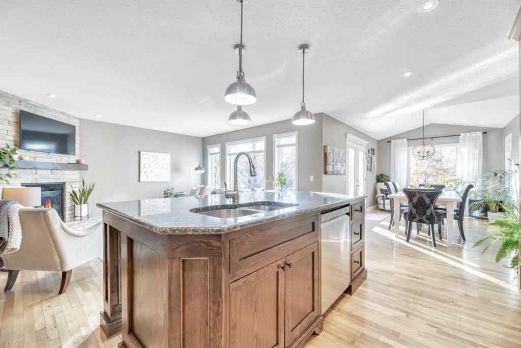 MLS® A2268131 - 9 Aspen Landing  in Aspen Creek Strathmore, Residential