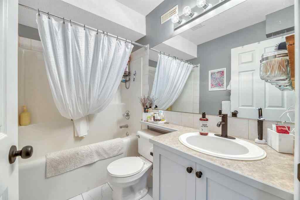 MLS® A2268131 - 9 Aspen Landing  in Aspen Creek Strathmore, Residential