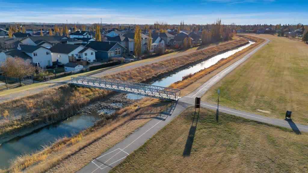 MLS® A2268131 - 9 Aspen Landing  in Aspen Creek Strathmore, Residential