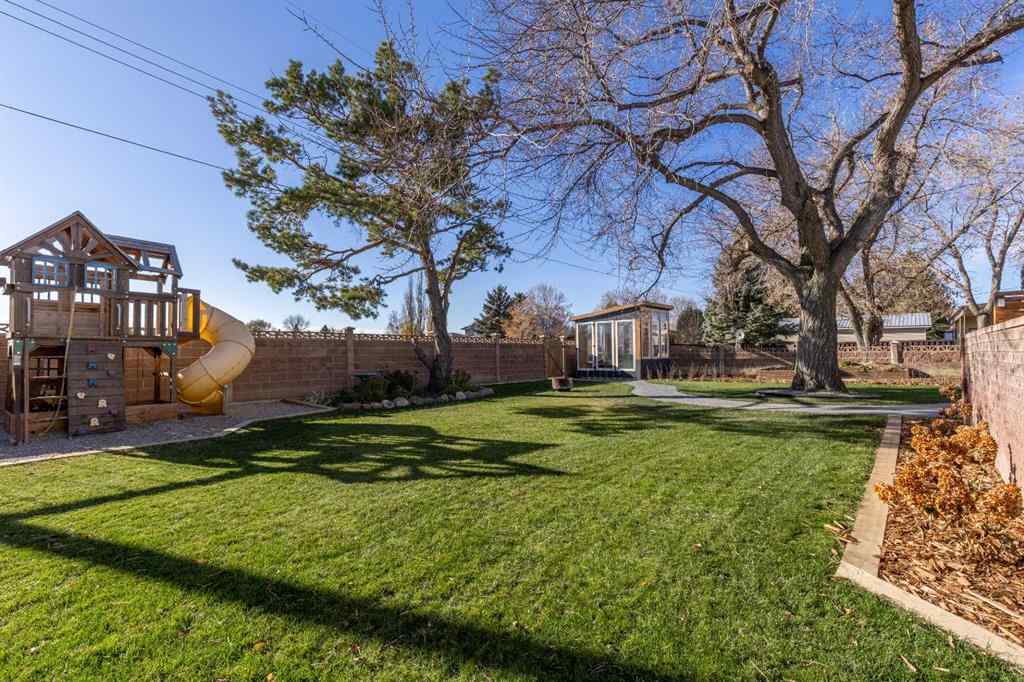 MLS® A2268133 - 511 Centennial Avenue  in NONE Picture Butte, Residential