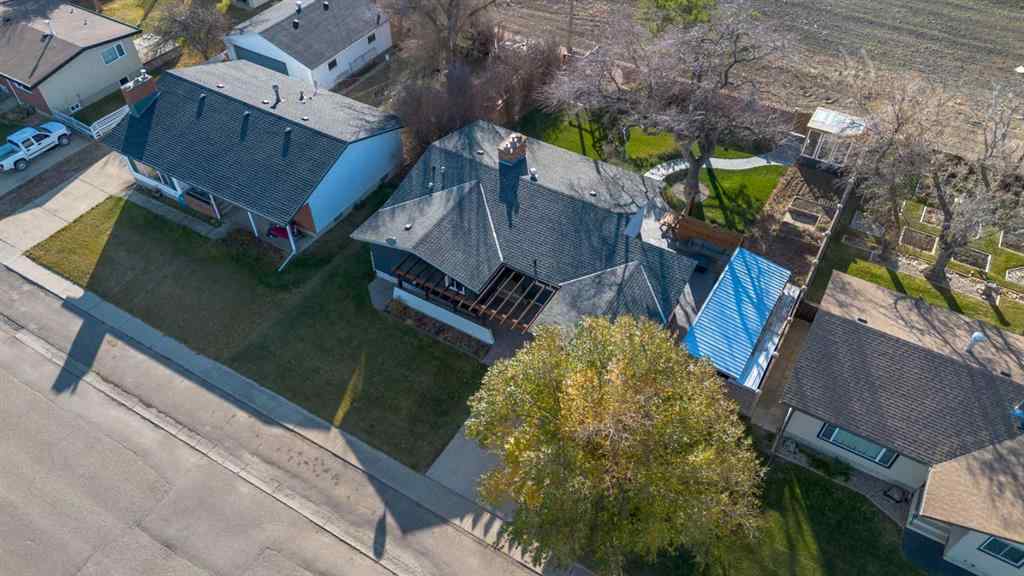 MLS® A2268133 - 511 Centennial Avenue  in NONE Picture Butte, Residential