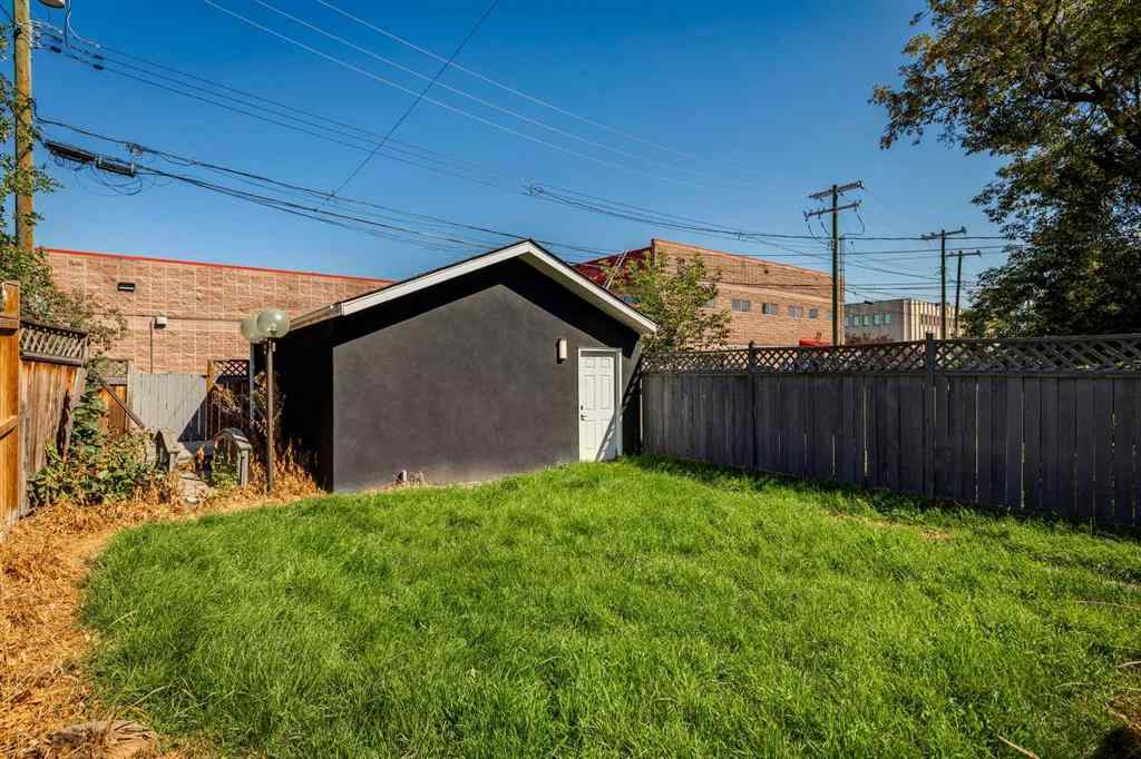 MLS® A2268134 - 232 15 Avenue NW in Crescent Heights Calgary, Residential