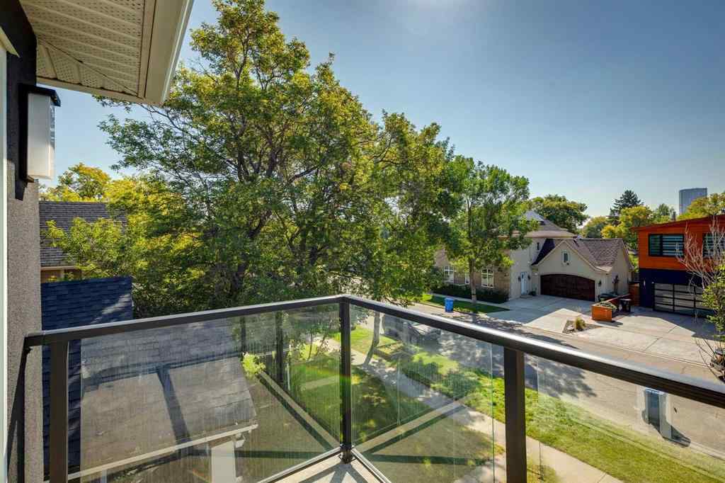 MLS® A2268134 - 232 15 Avenue NW in Crescent Heights Calgary, Residential