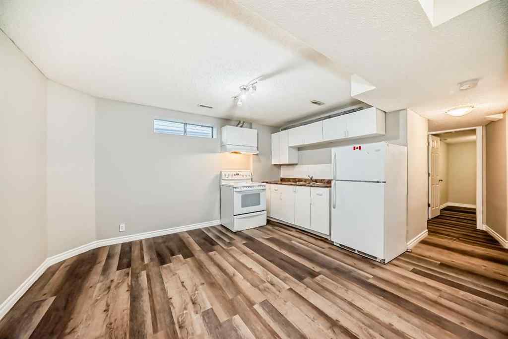 MLS® A2268135 - 121 Martin Crossing Manor NE in Martindale Calgary, Residential