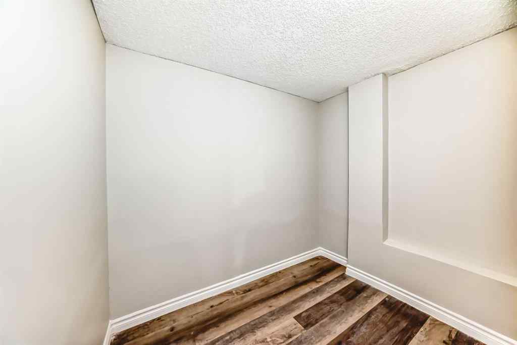 MLS® A2268135 - 121 Martin Crossing Manor NE in Martindale Calgary, Residential