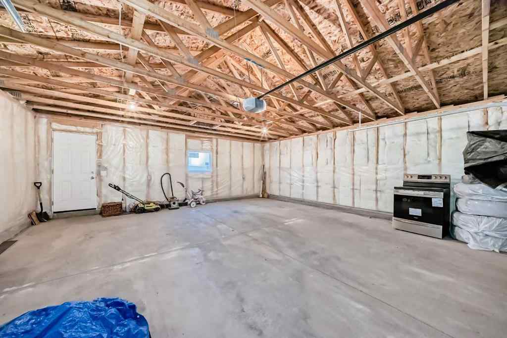 MLS® A2268135 - 121 Martin Crossing Manor NE in Martindale Calgary, Residential