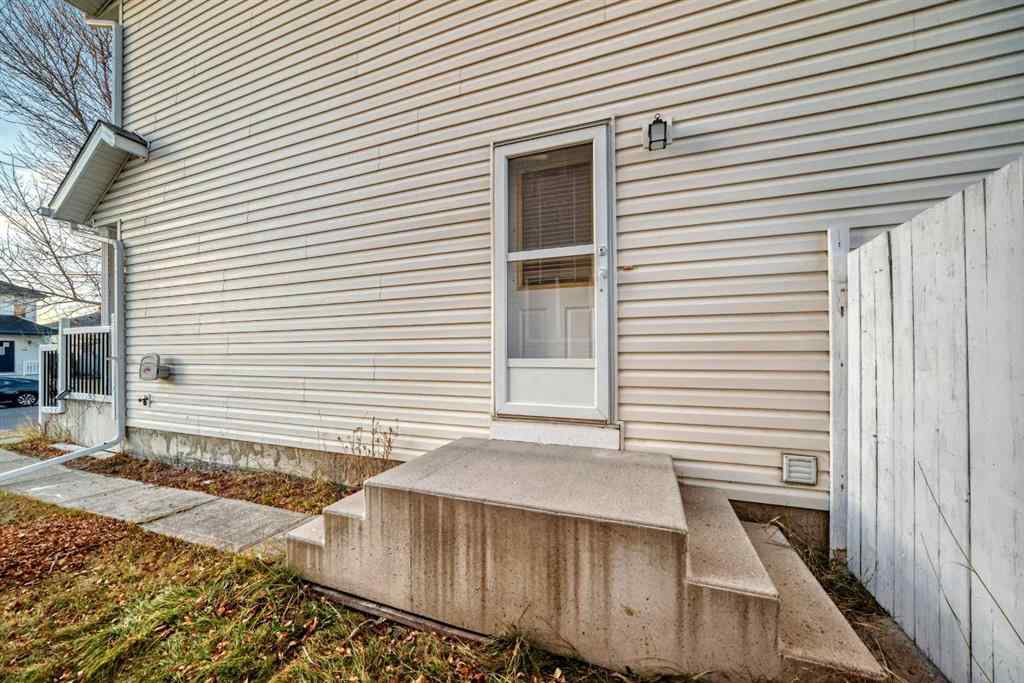 MLS® A2268135 - 121 Martin Crossing Manor NE in Martindale Calgary, Residential