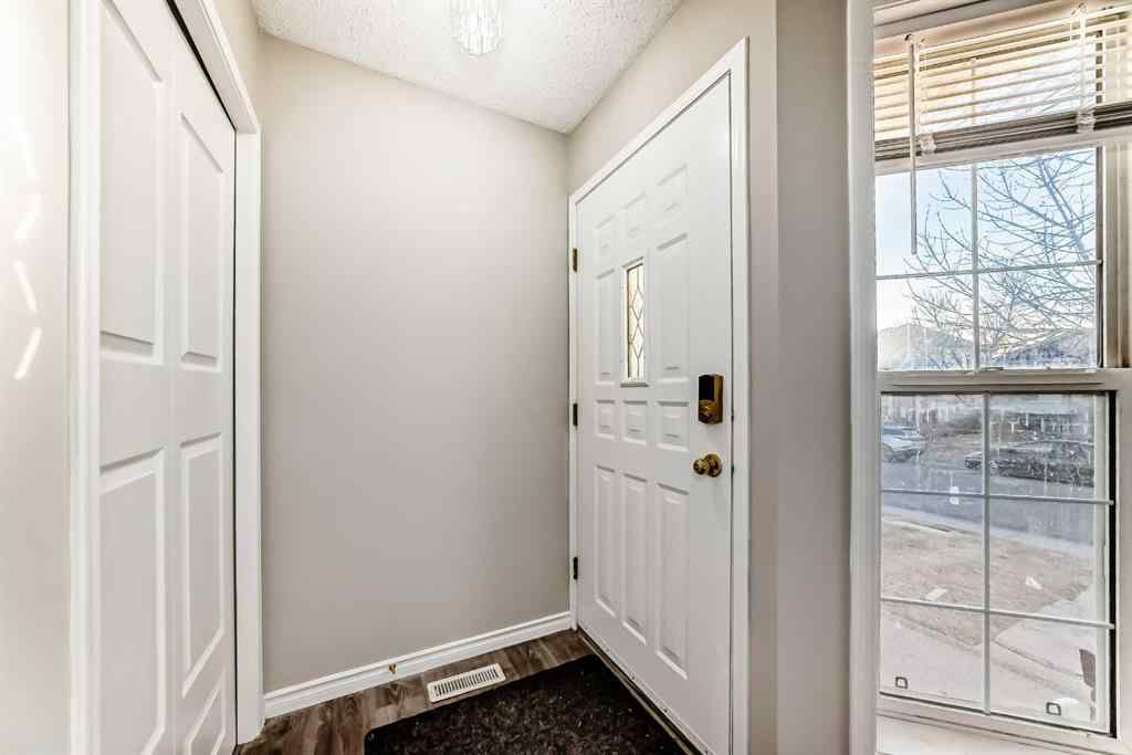 MLS® A2268135 - 121 Martin Crossing Manor NE in Martindale Calgary, Residential